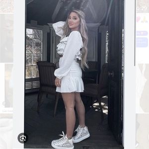 Chloe Lauren lace sneakers NWOT